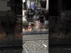 各種のガラスボトルの完成品